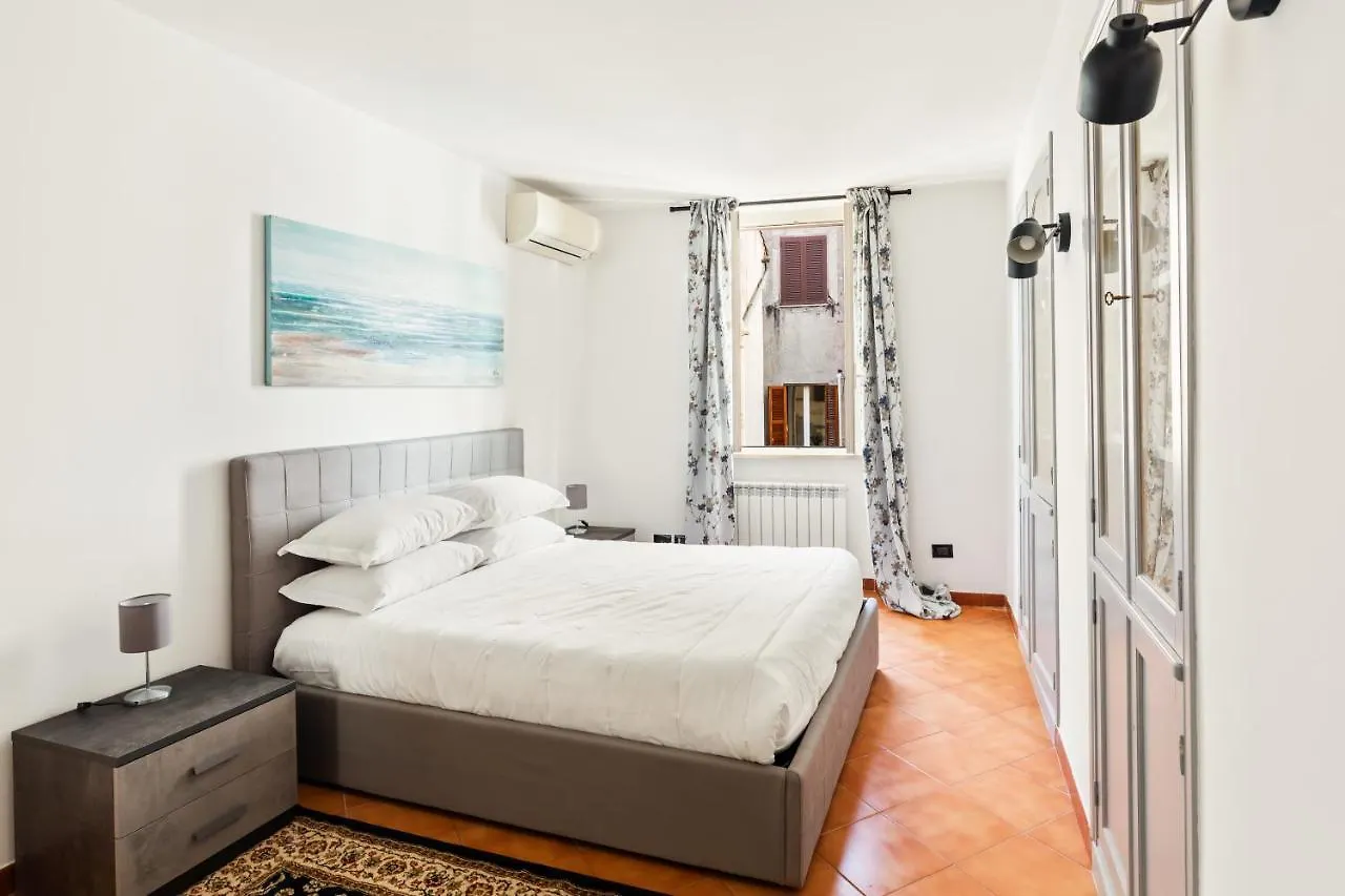 R.C. Cappellari Loft Campo De' Fiori Apartment Rome Italy
